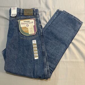 Wrangler Rugged Wear Jeans 36x34 Medium Wash Denim Pants Western Brand New w Tag